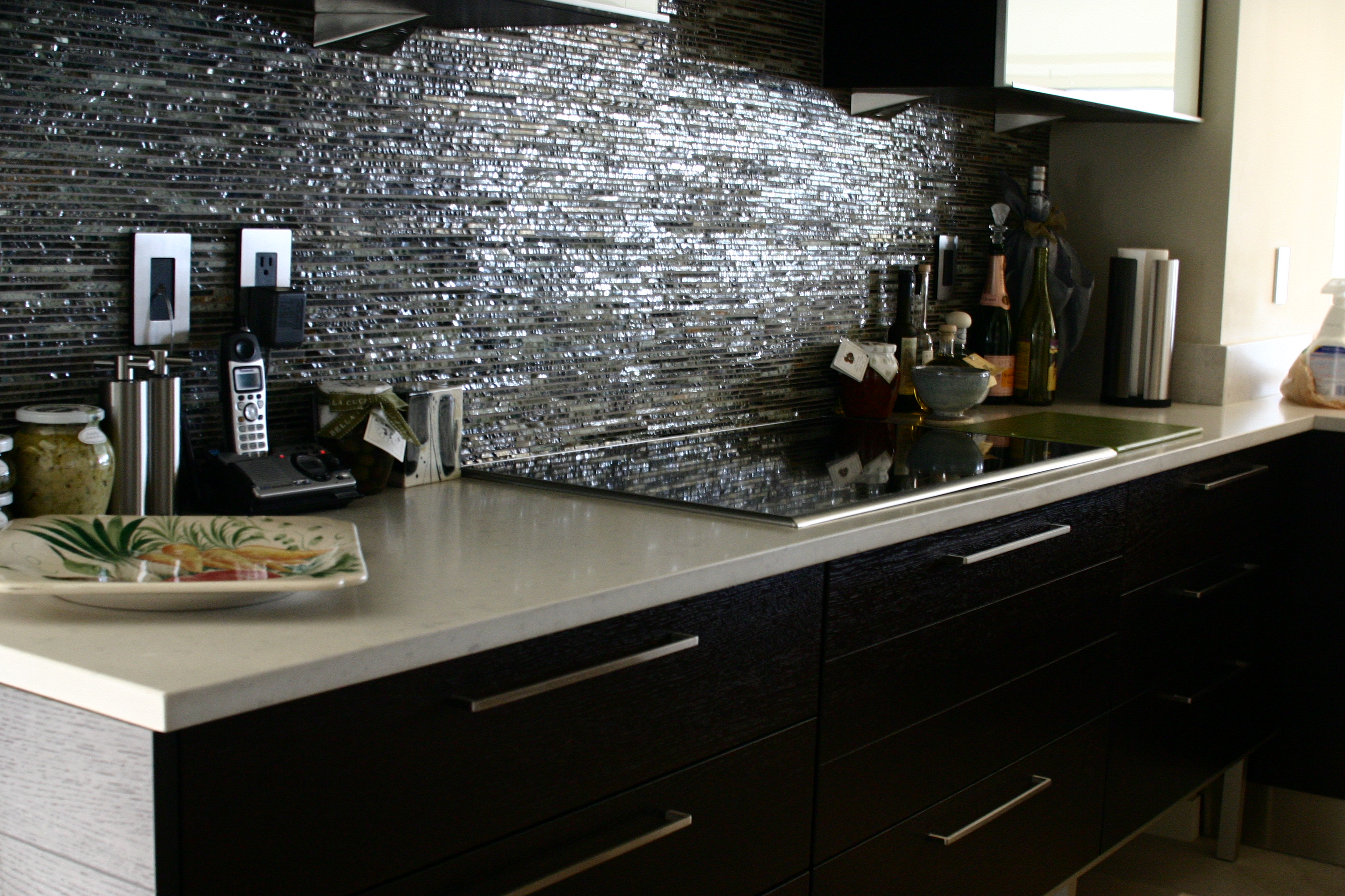 Столешница графит. Столешница Цезарь Стоун BLACKTEMPAL. Silestone Black Forest.